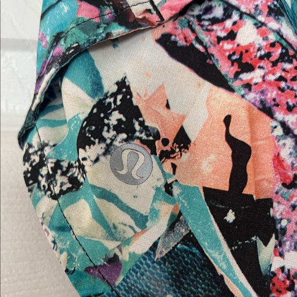 lululemon athletica Multicolor Women's Athletic Shorts - Picture 3 of 4